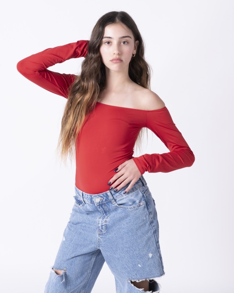 ELLA CHETRIT 