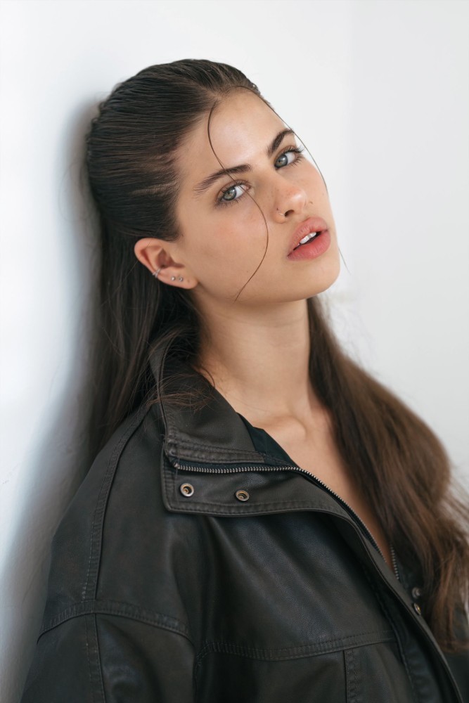 BETH SHARON