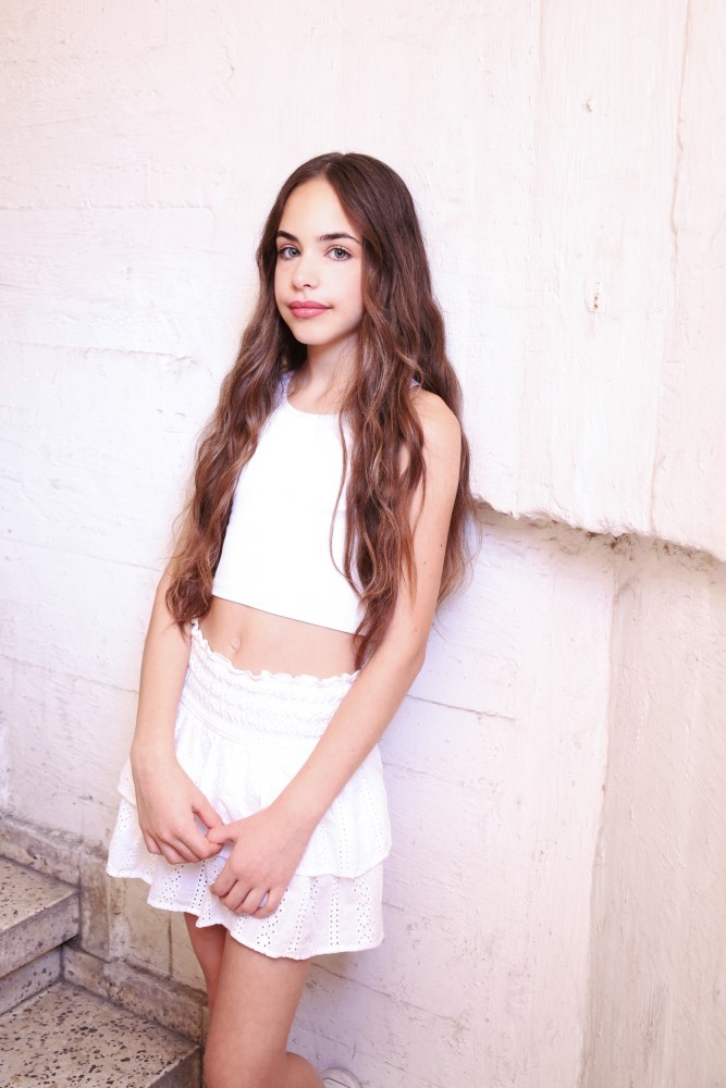 EVA ELBAZ