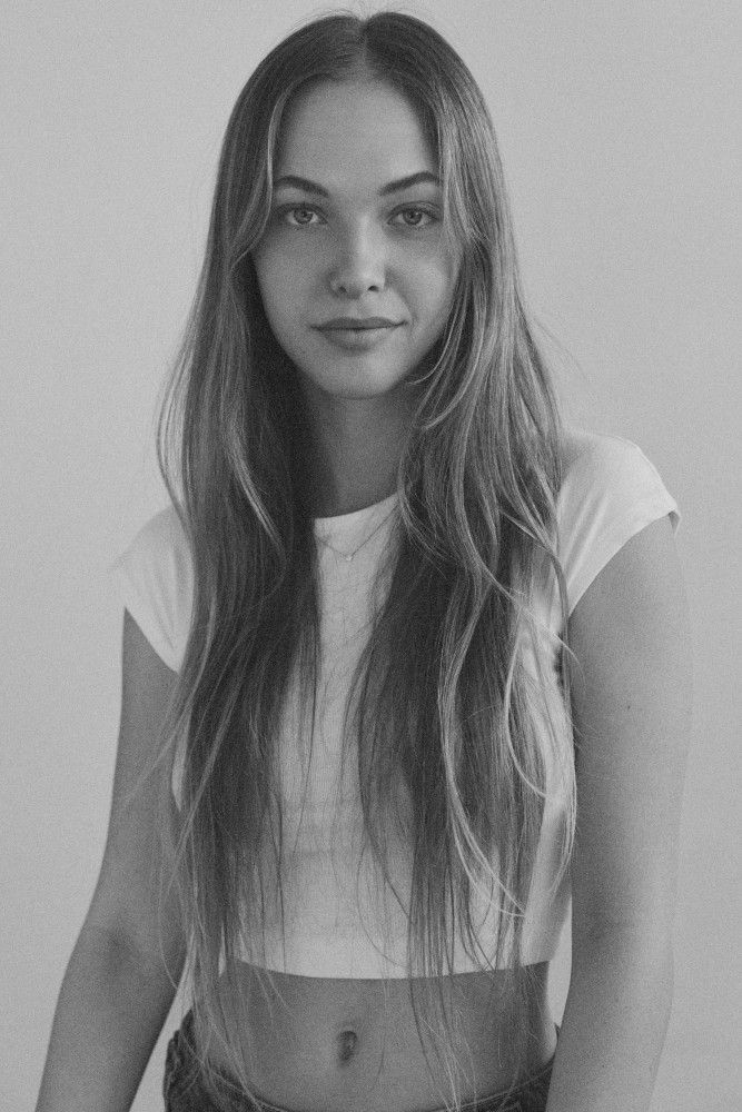 MAYA LAOR