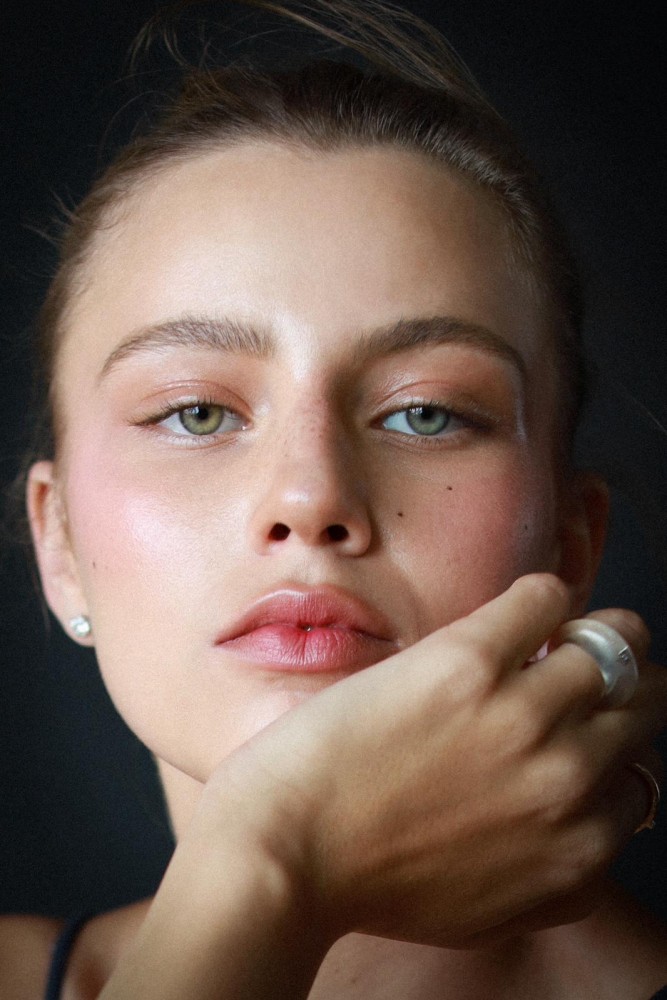 Ziv Model ZIV COHEN